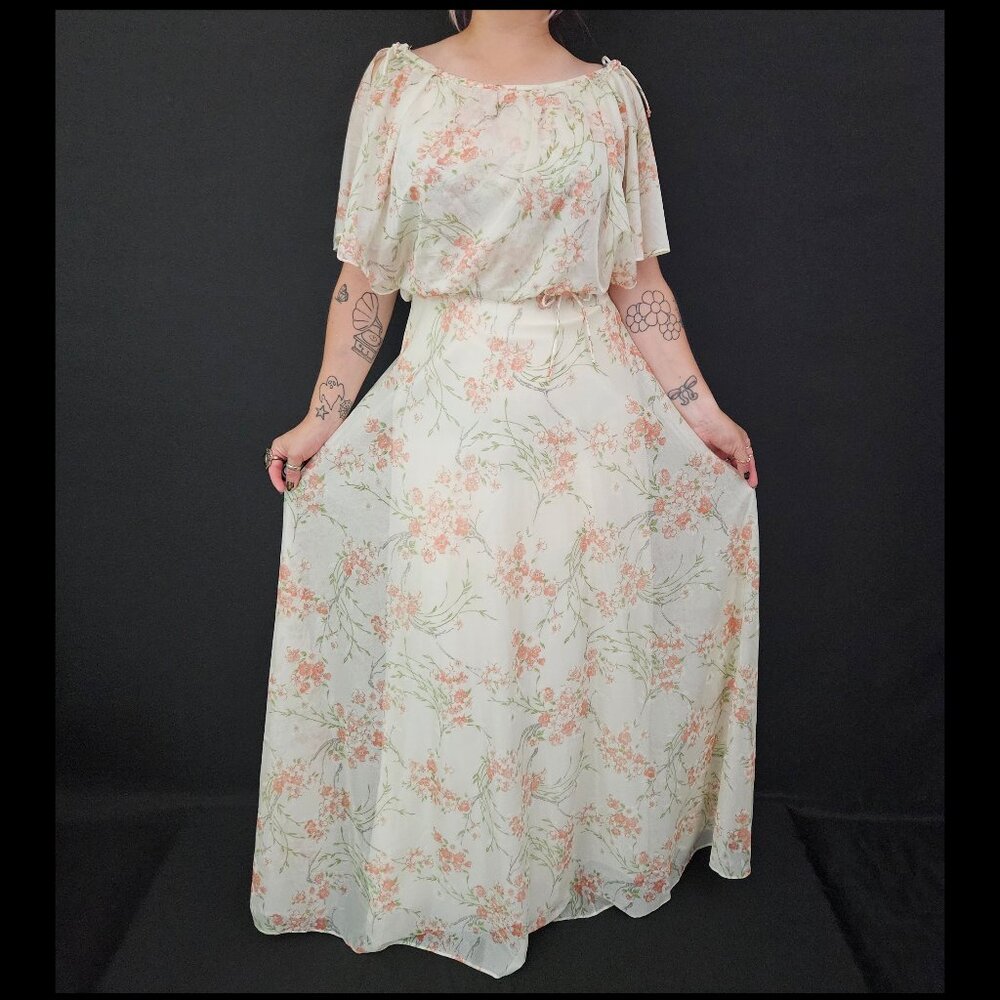 70s Floral Flutter Sleeve Maxi Dress